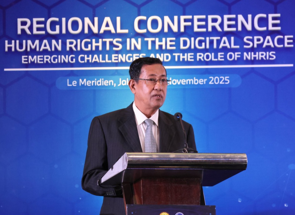 ဦးပေါ်လွင်စိန်